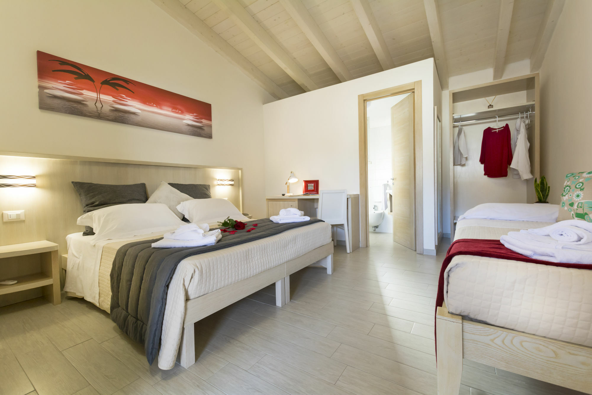 Agriturismo Il Megalite 기우르디냐노 외부 사진